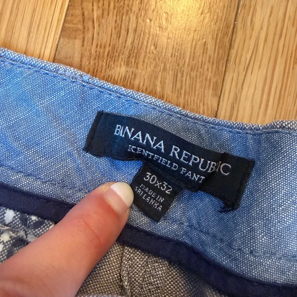 Banana Republic Light gray linen Kentfield Pants